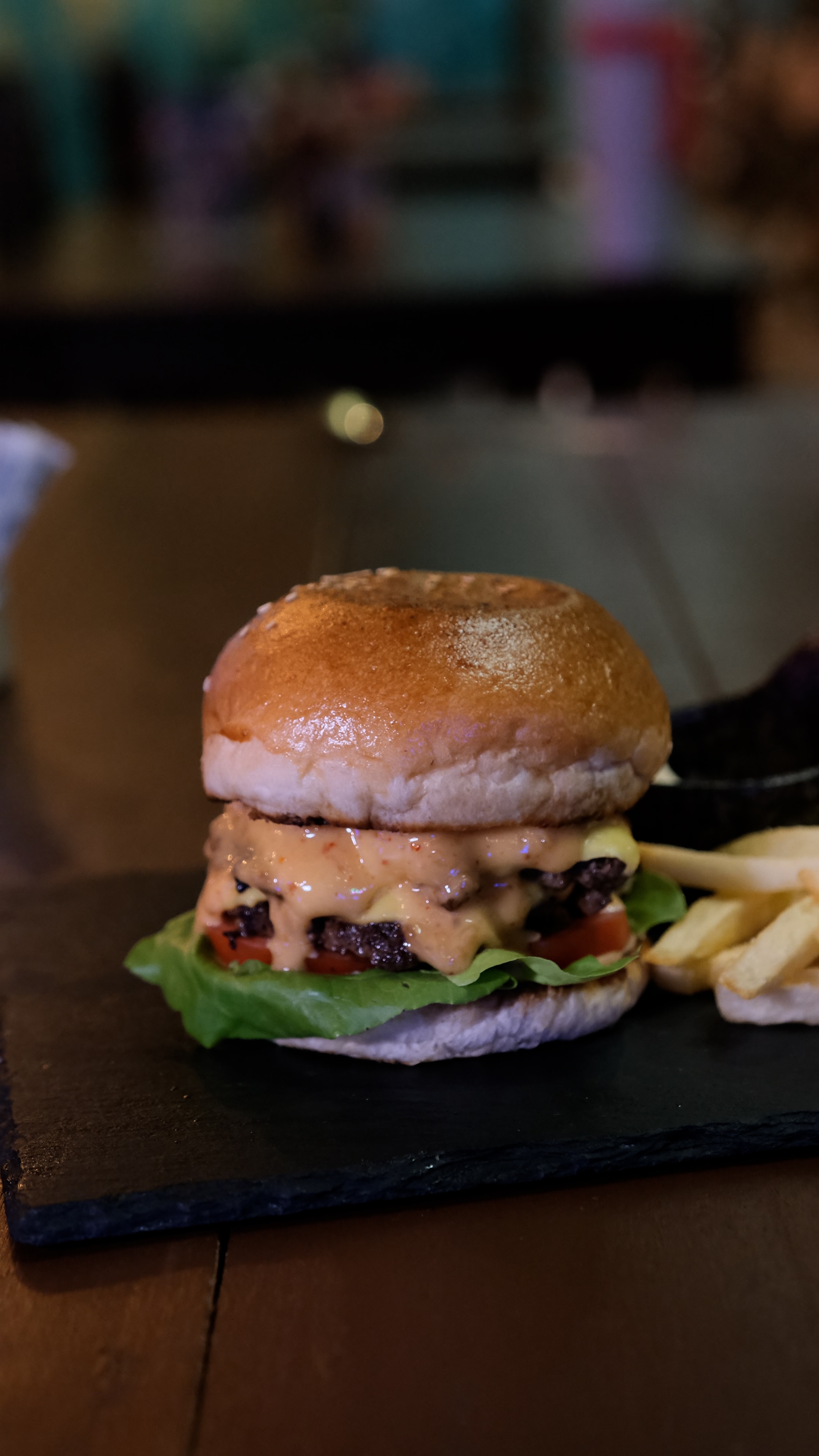 Oasis Cheeseburger